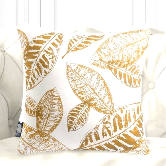 Leaf Decorative Pillow Cover - Picture 3 of 4